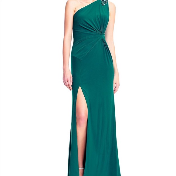 Adrianna Papell beaded one shoulder Gown - Picture 3 of 6